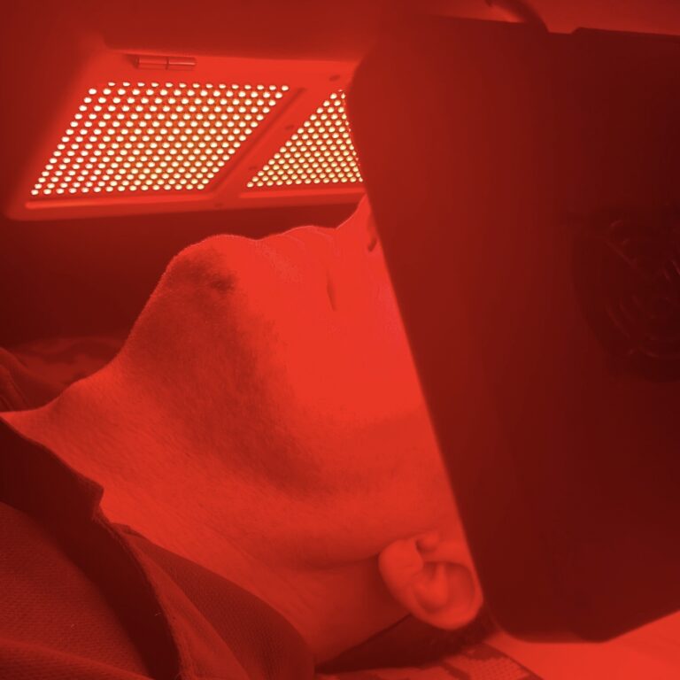 Discover the Benefits of Red Light Therapy