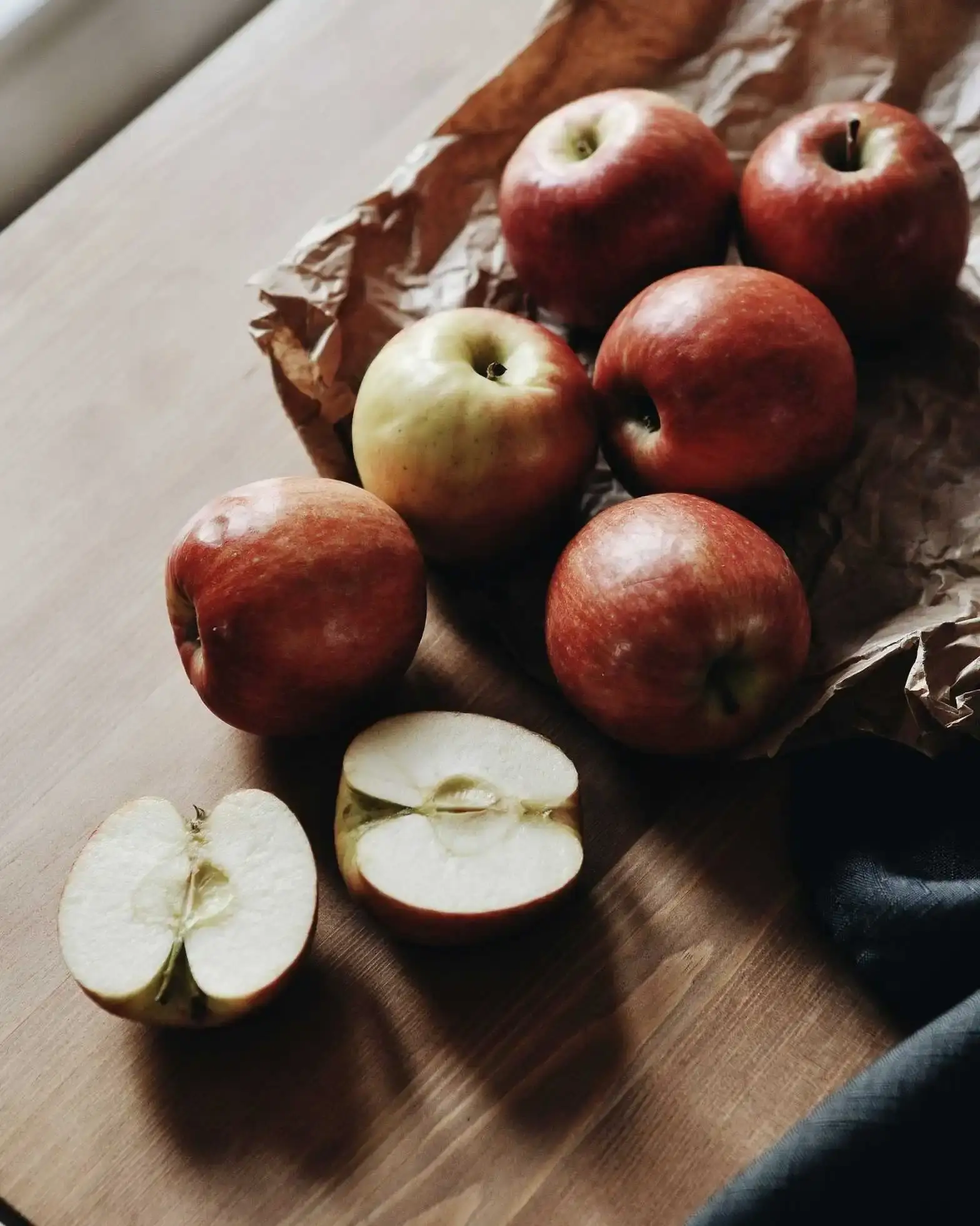 Autumn Apples: Benefits and Recipes